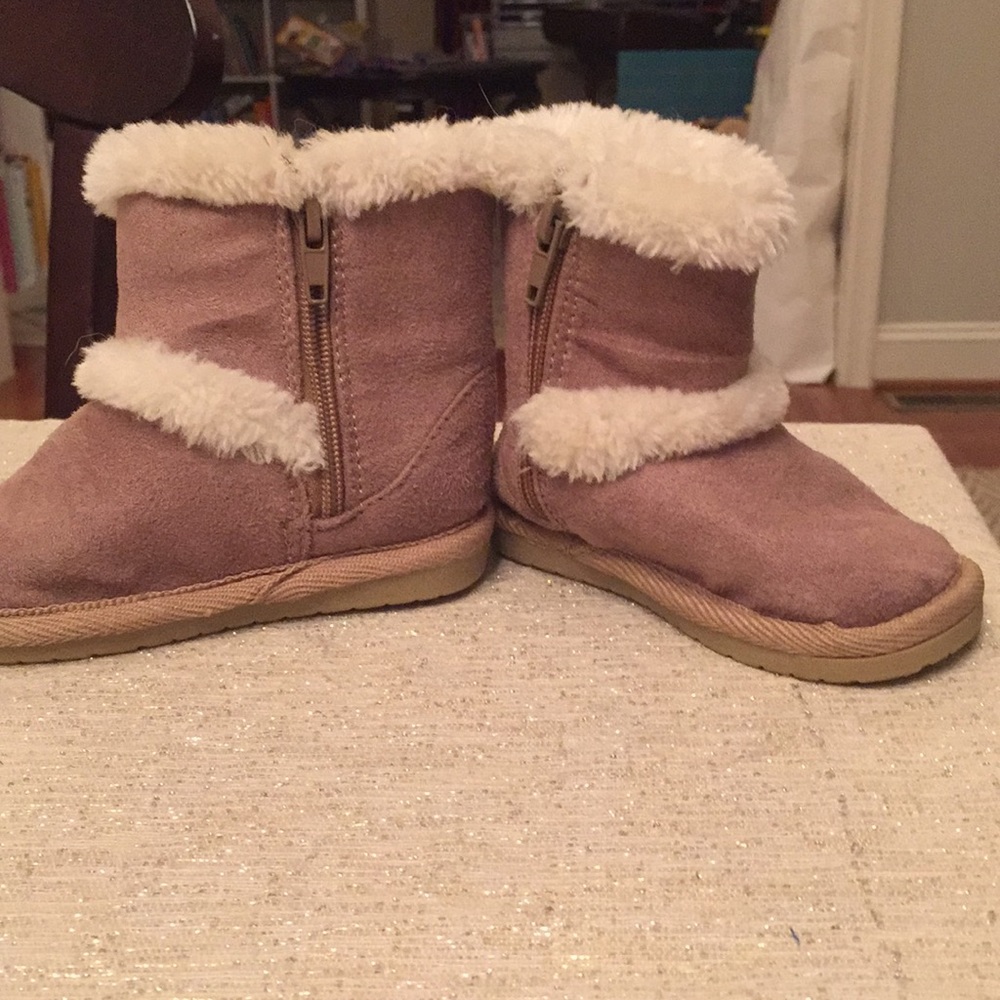 Gently worn girls side zip boots